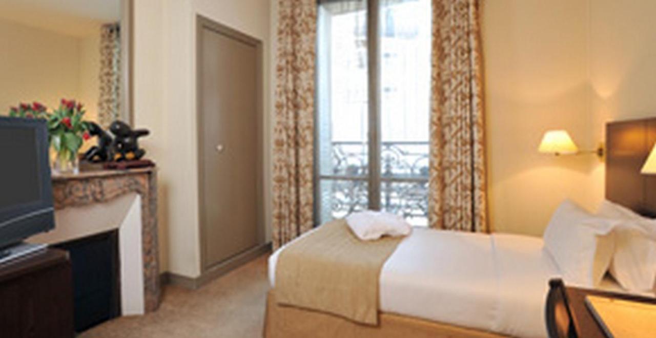 Hotel Vaneau Saint Germain Paris Room photo